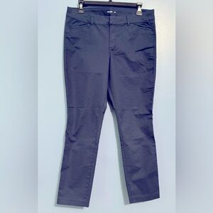 Old Navy Women’s Pixie Ankle Pants Navy Blue Size 10 EUC never worn